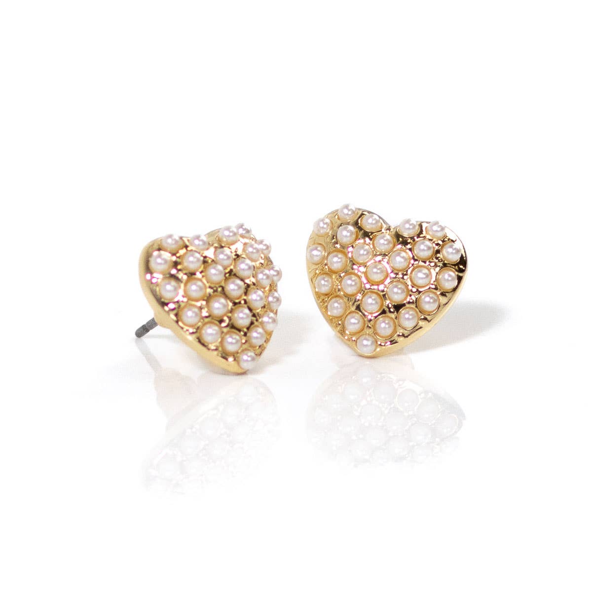 Candy Heart Pearl Stud Earrings White/Gold .5"