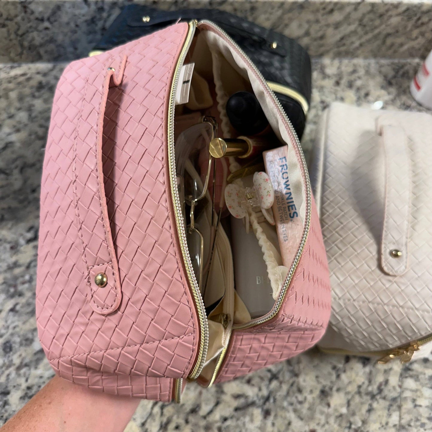 Large Capacity Makeup Bag In Multiple Colors