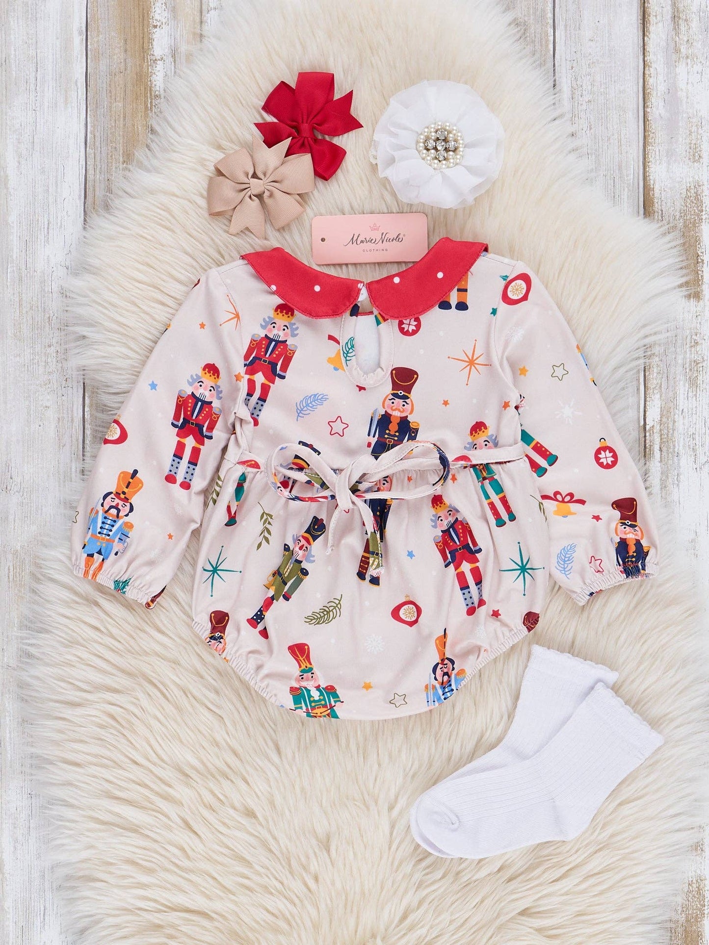 Red Dots Nutcracker Bubble