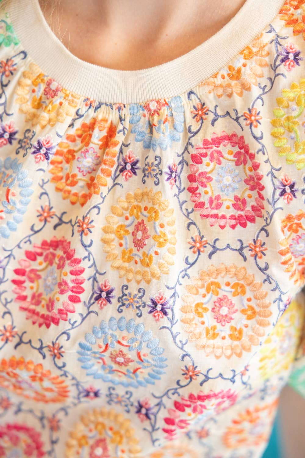 36712 Floral Embroidered Print Bubble Sleeve Top