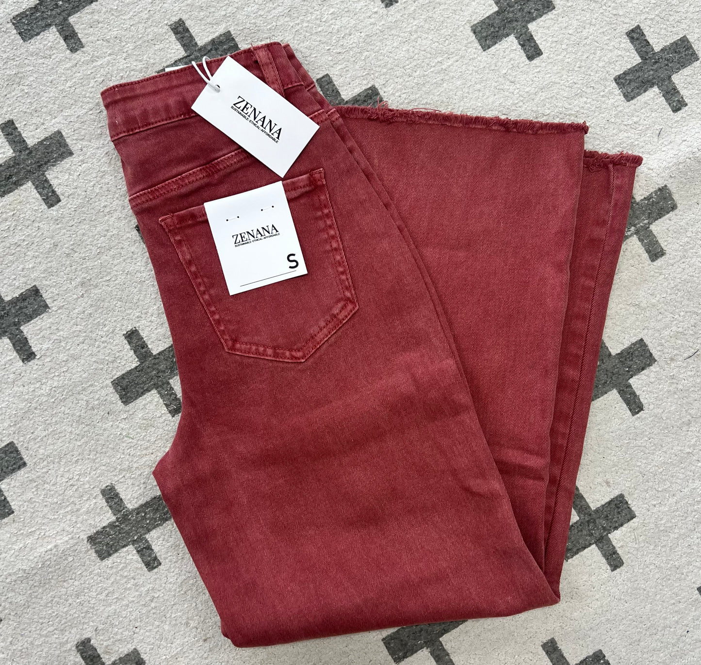 ACID WASHED HIGH WAIST FRAYED HEM STRAIGHT PANTS