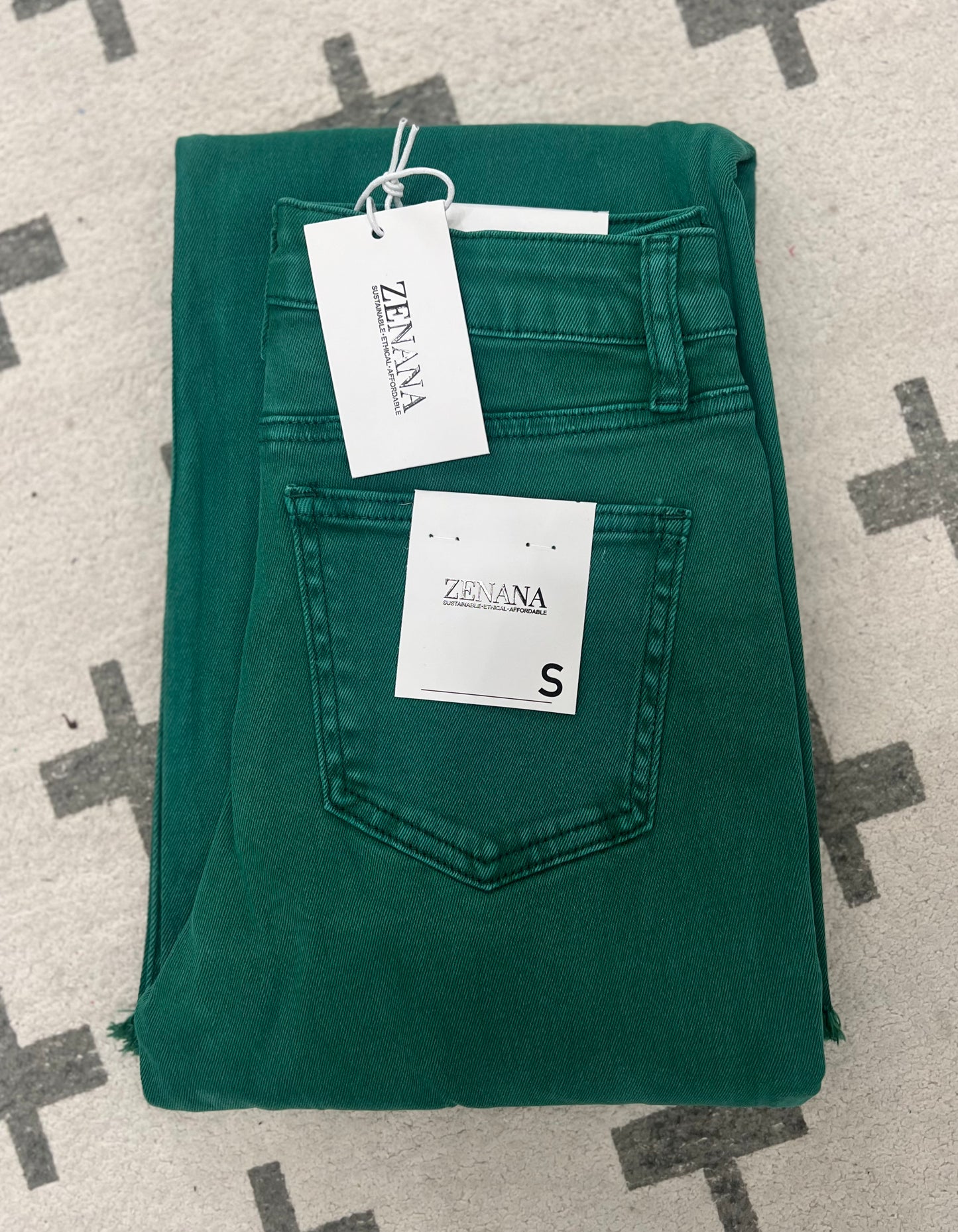 ACID WASHED HIGH WAIST FRAYED HEM STRAIGHT PANTS