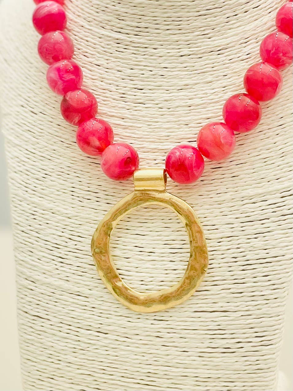 PENDANT - Big Ball Necklace w/Pendant (raspberry) NK615