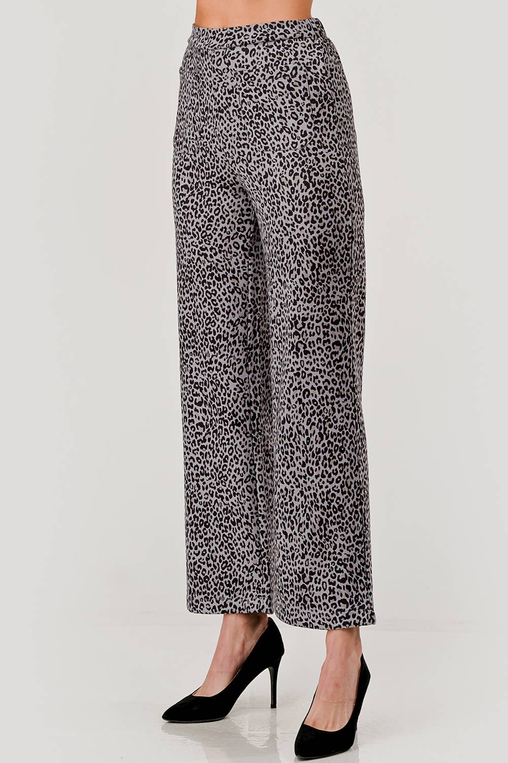 Mbp1004 Suede Feel Pull on Front Pocket Stretch Pant Leopard