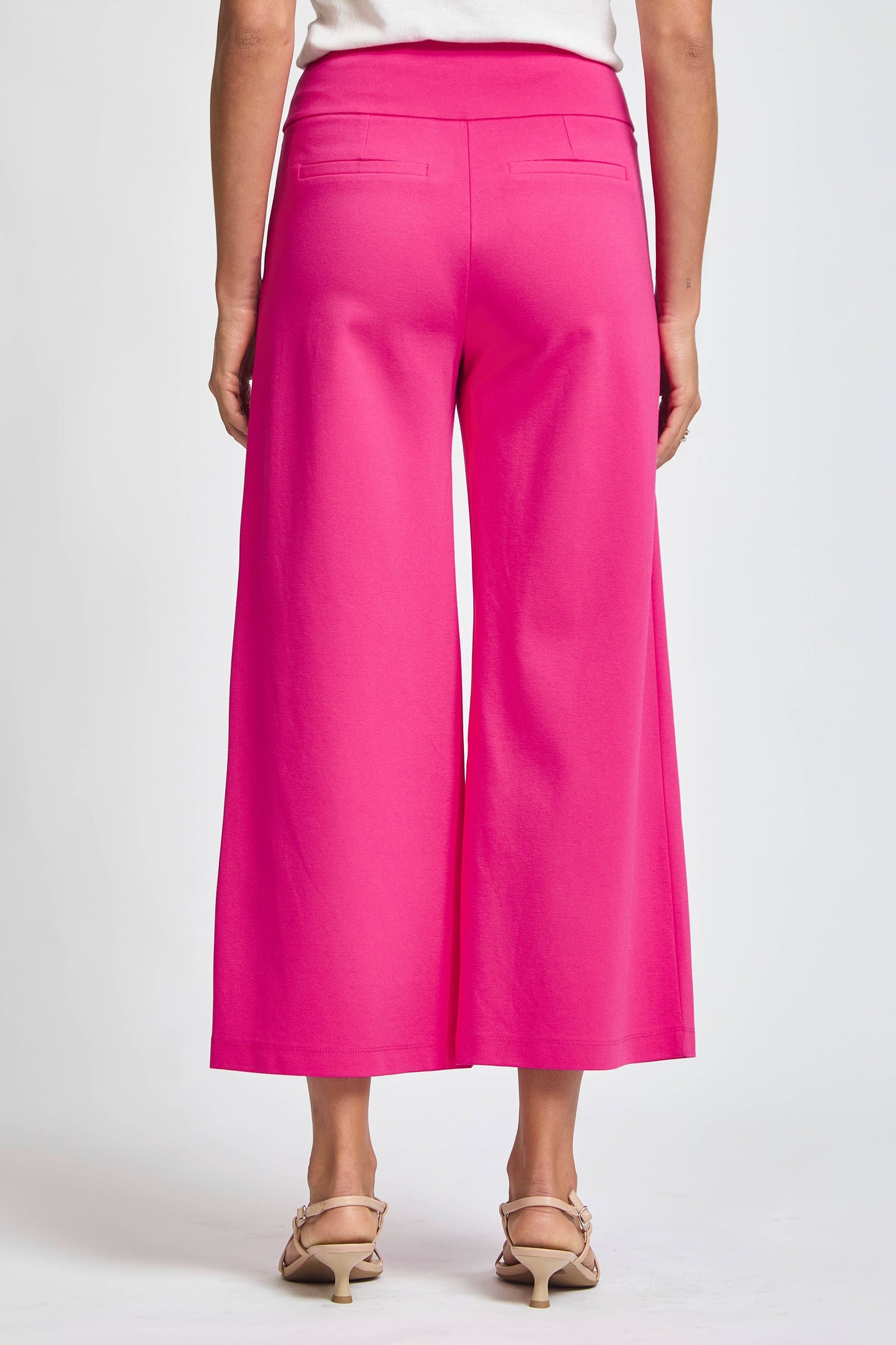 Magic Wide Cropped Pants