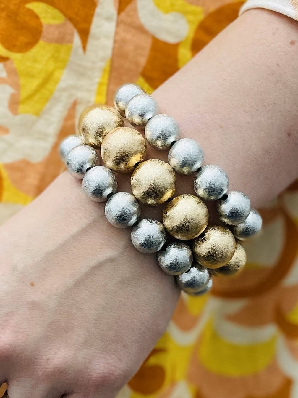 CHIC - BIG Ball Bracelet (brushed silver) S109