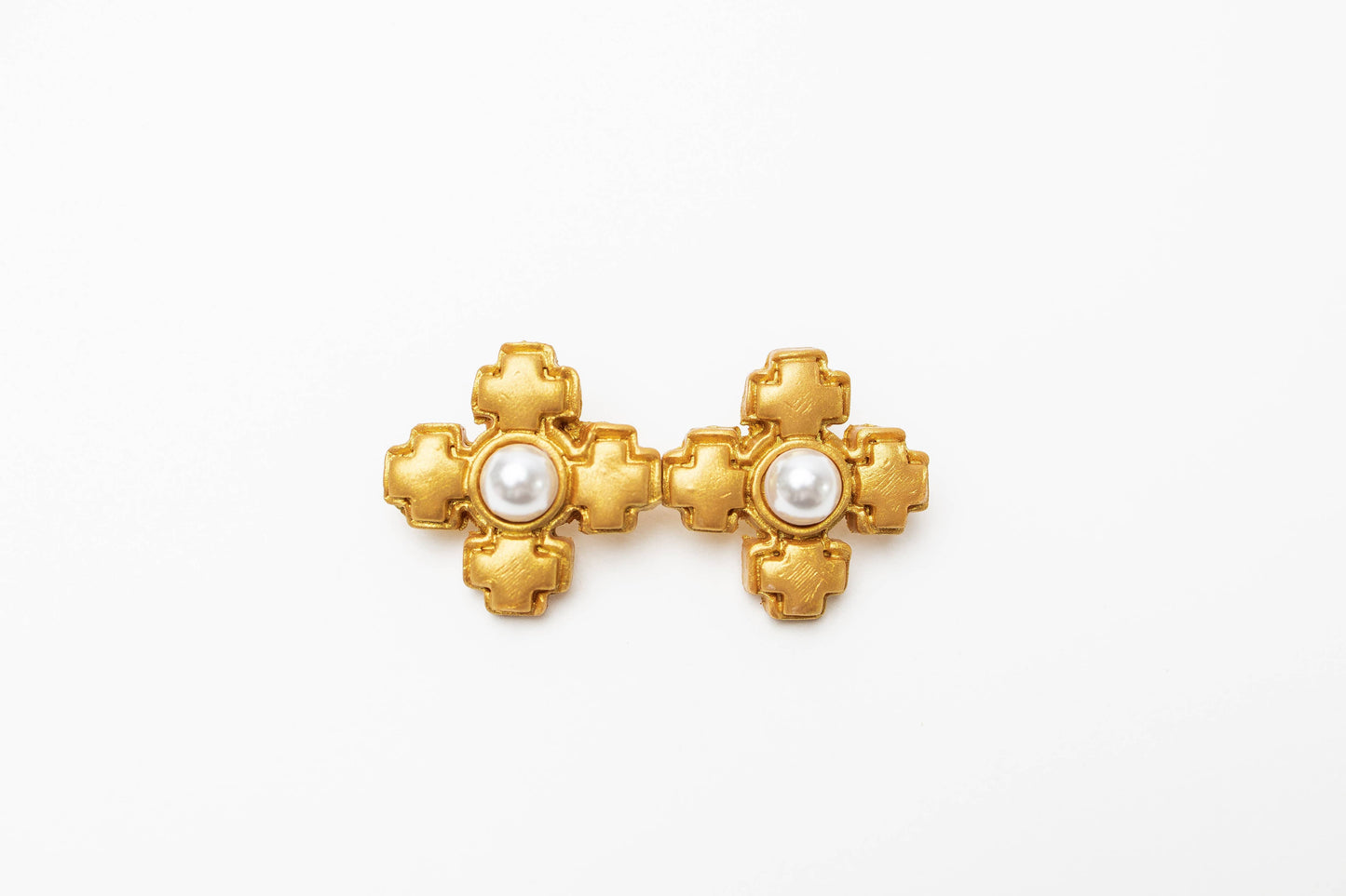 Becky Pearl Studs