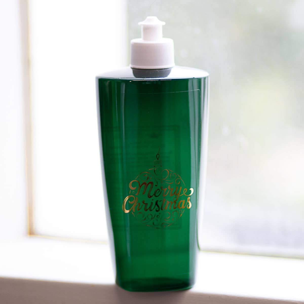 Merry Christmas Dish Soap   Winter Pine Scented   16.9 oz