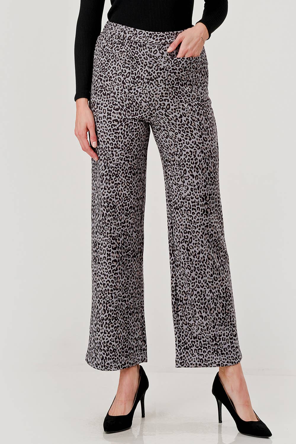 Mbp1004 Suede Feel Pull on Front Pocket Stretch Pant Leopard