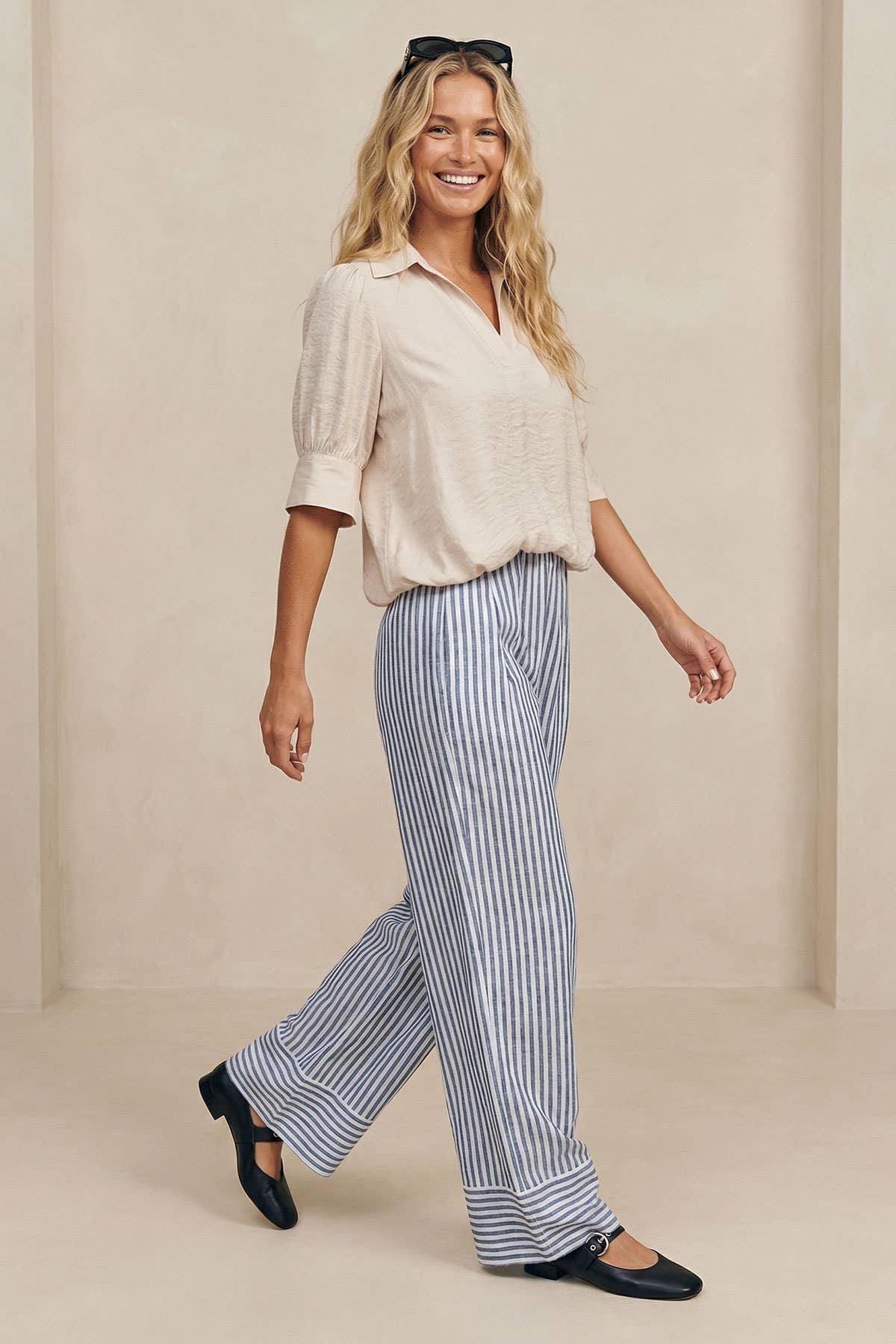 Half Sleeve Hi-lo Bubble Hem Blouse