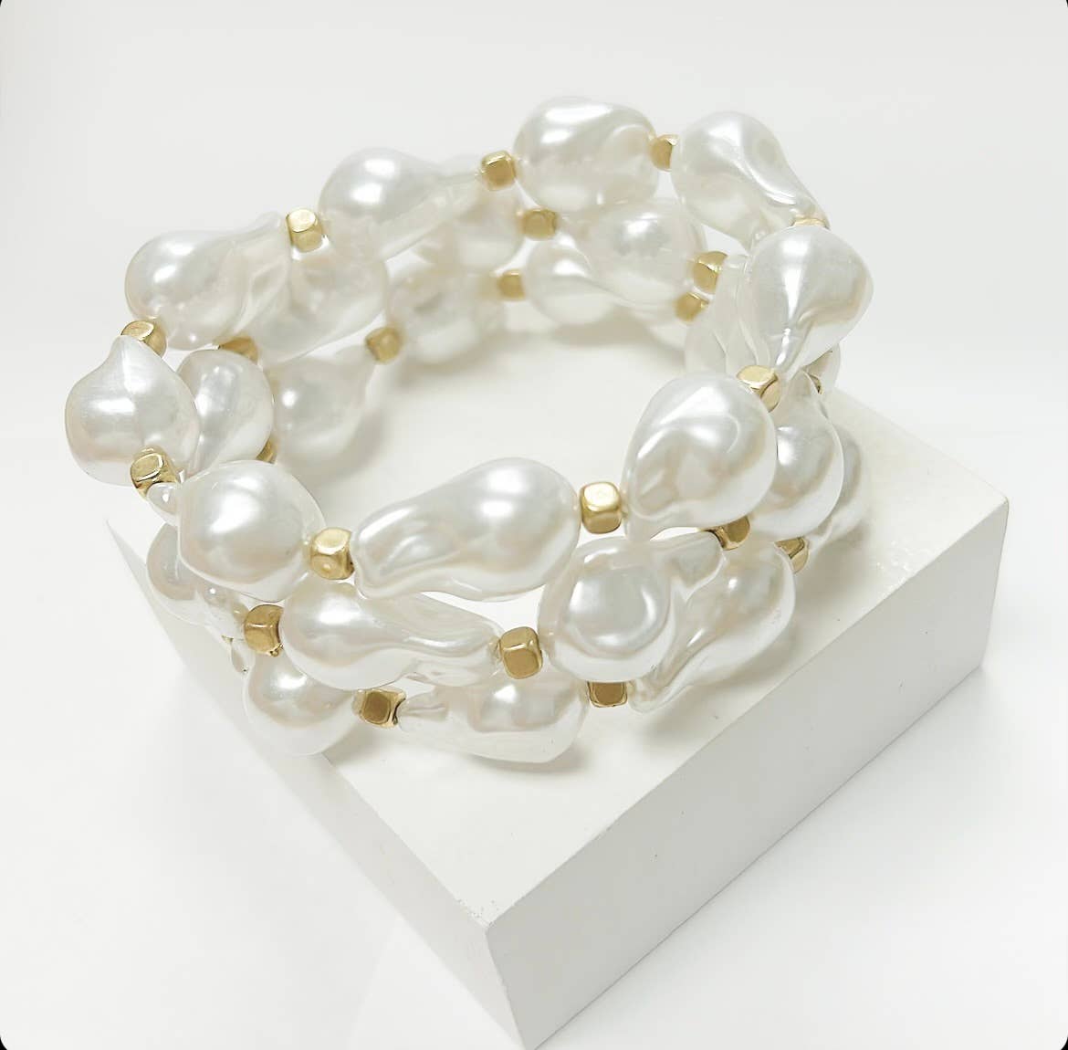 PEARL - Baroque Pearl Stretch Bracelet (BBR128)
