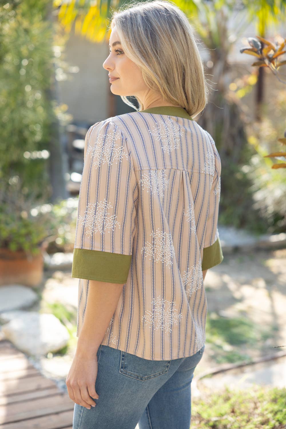 36432 Floral Embroidered Stripe And Contrast Placket Button