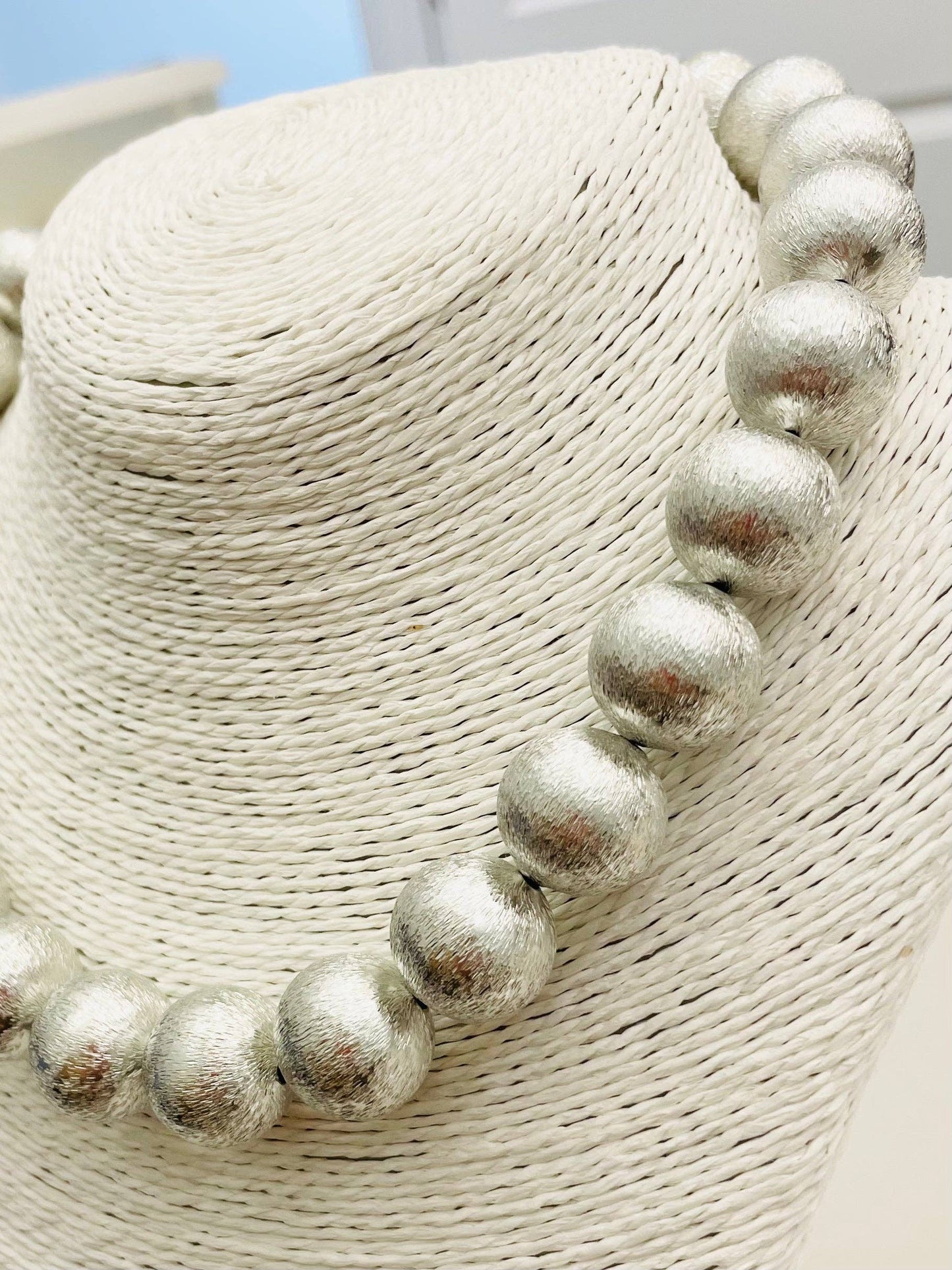 CHIC - BIG Ball Necklace (brushed silver) NK423