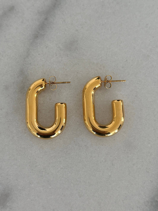 OVAL HOOPS