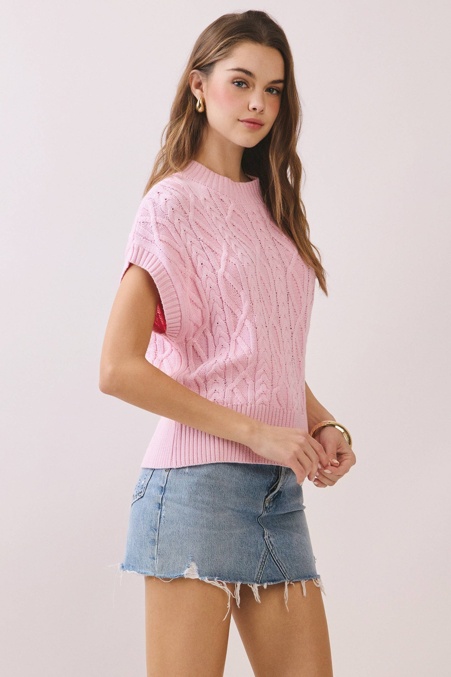 CW2646-Ribbed Trimming Detail Classic Cable Knit Sweater