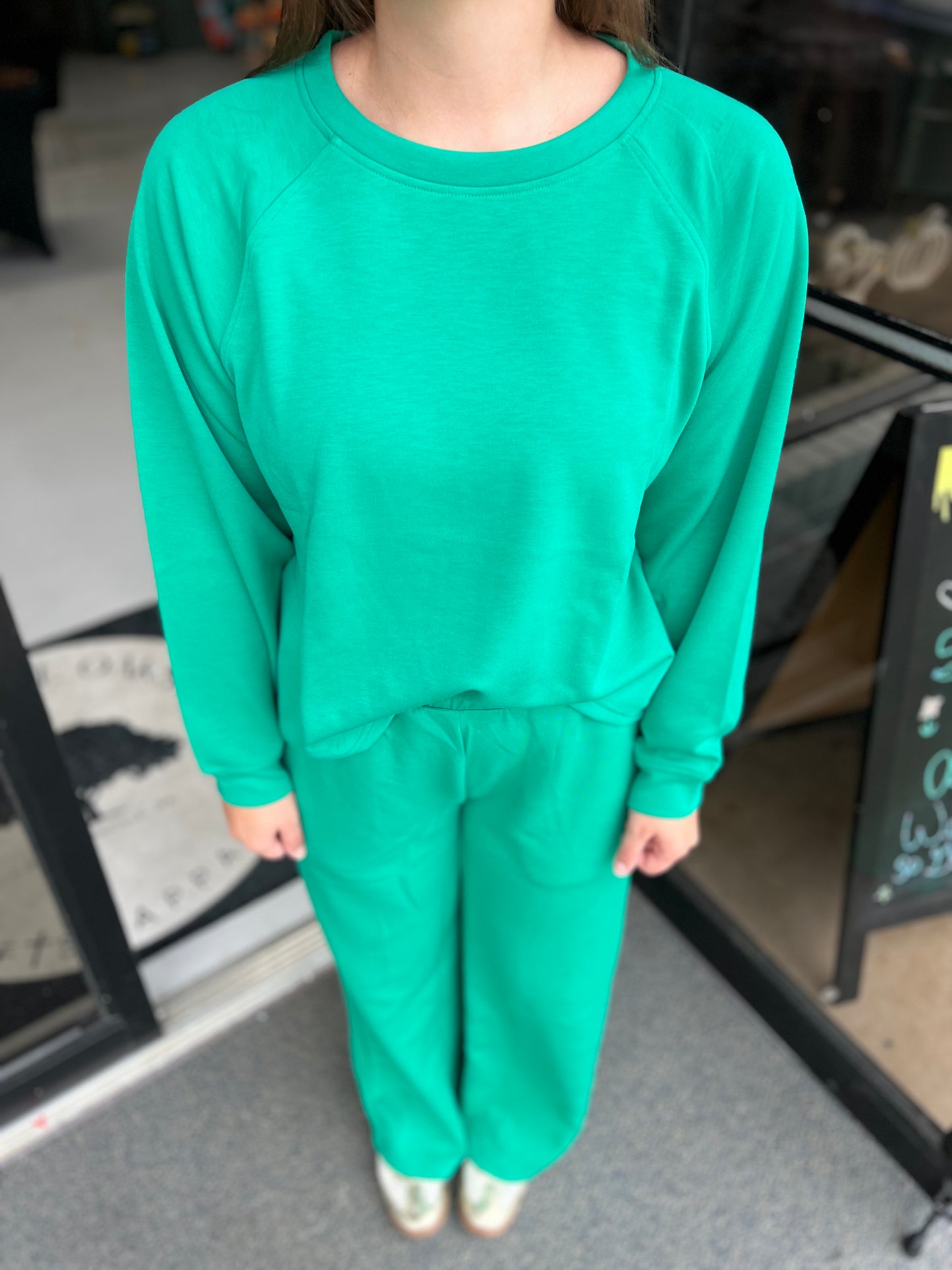 Scuba Crewneck Pullover & Pants