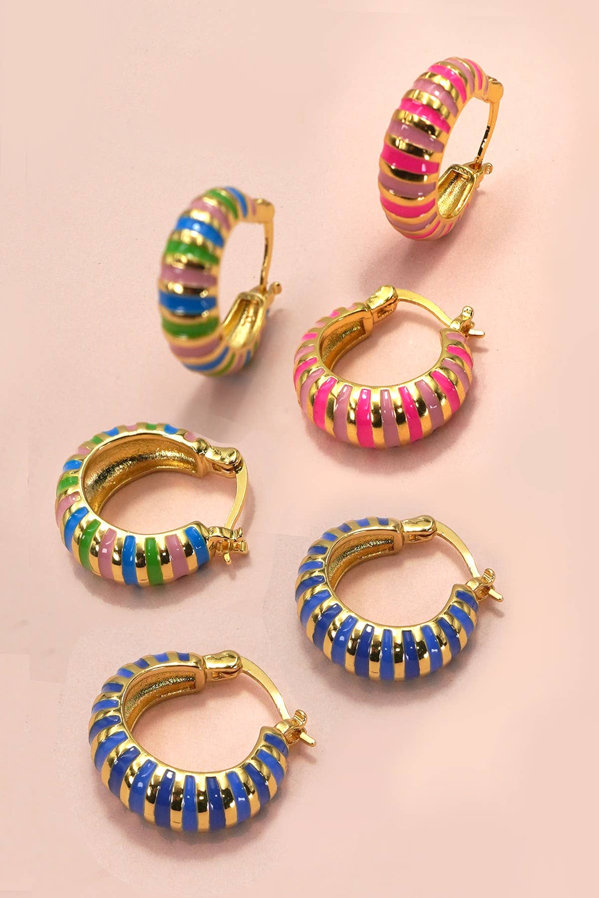 COLORFUL ENAMEL HUGGIE HOOP EARRINGS | 40E360