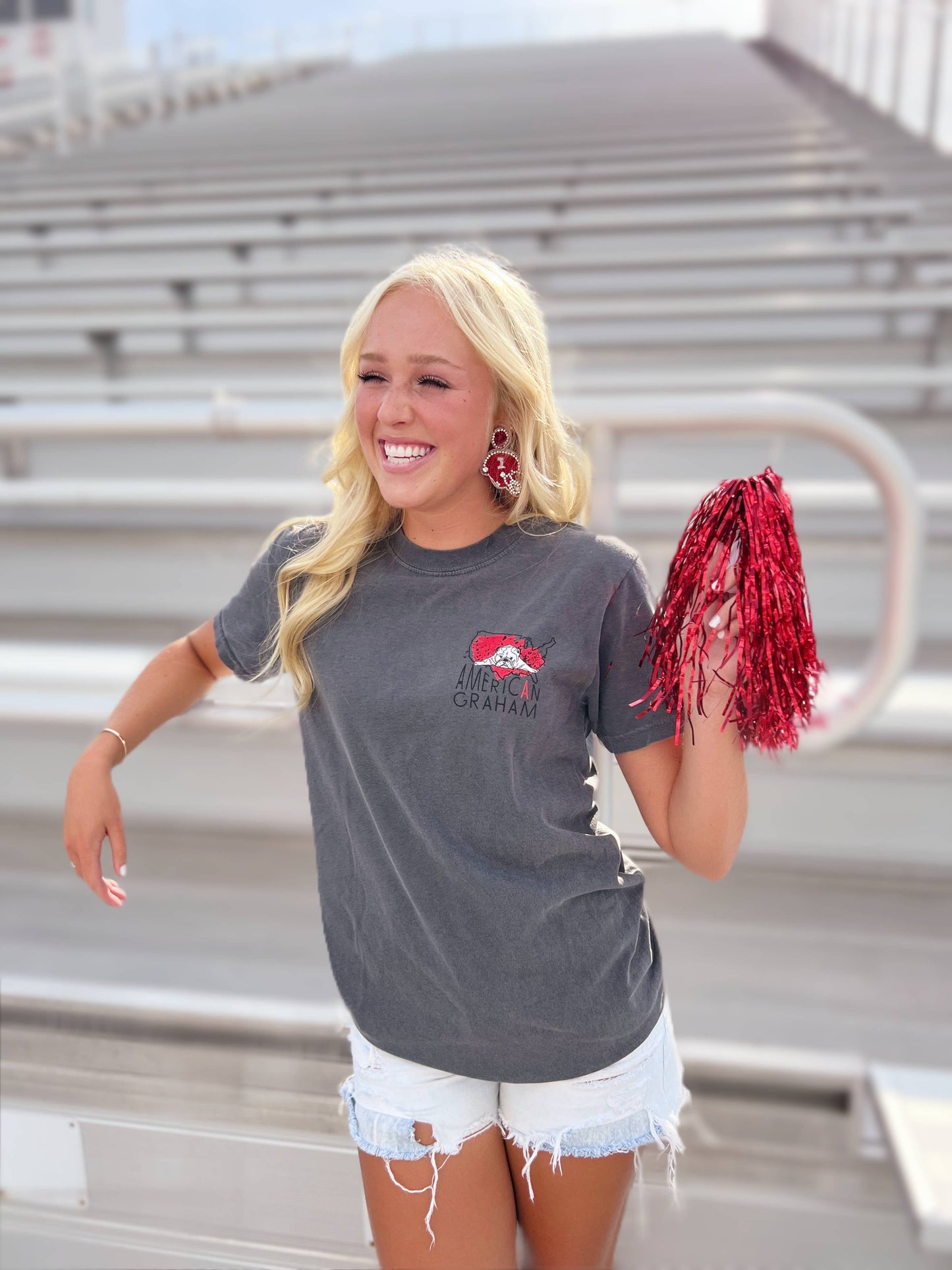 Sic Em Bulldog Graphic Tee/ T-shirt/Georgia/ Athens/ UGA