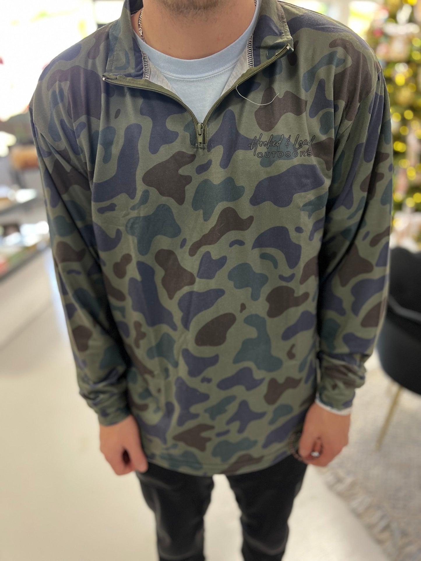 Dark Old School Quarter Zip