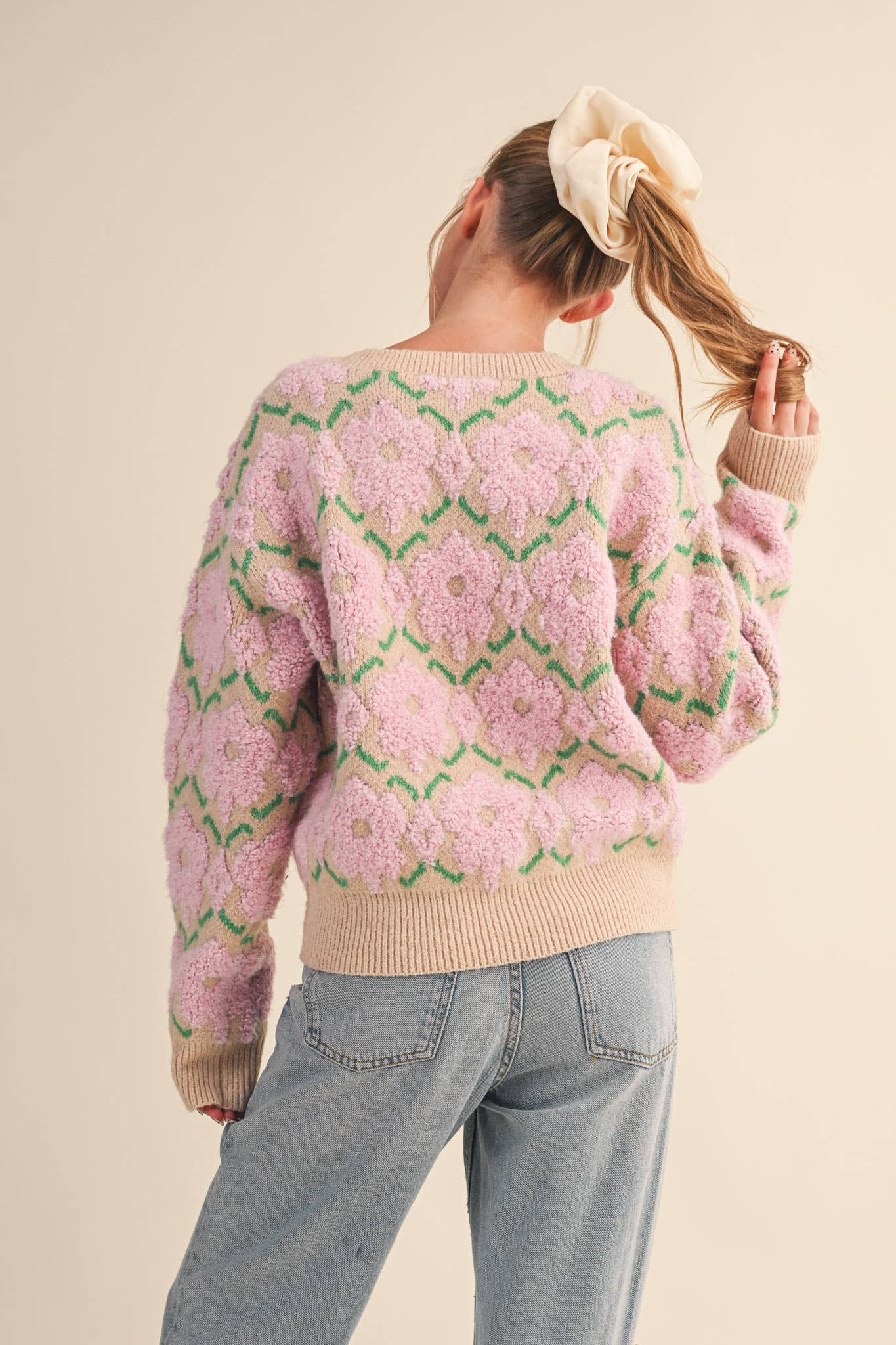 FUZZY TEXTURE FLORAL SWEATER MSW11198