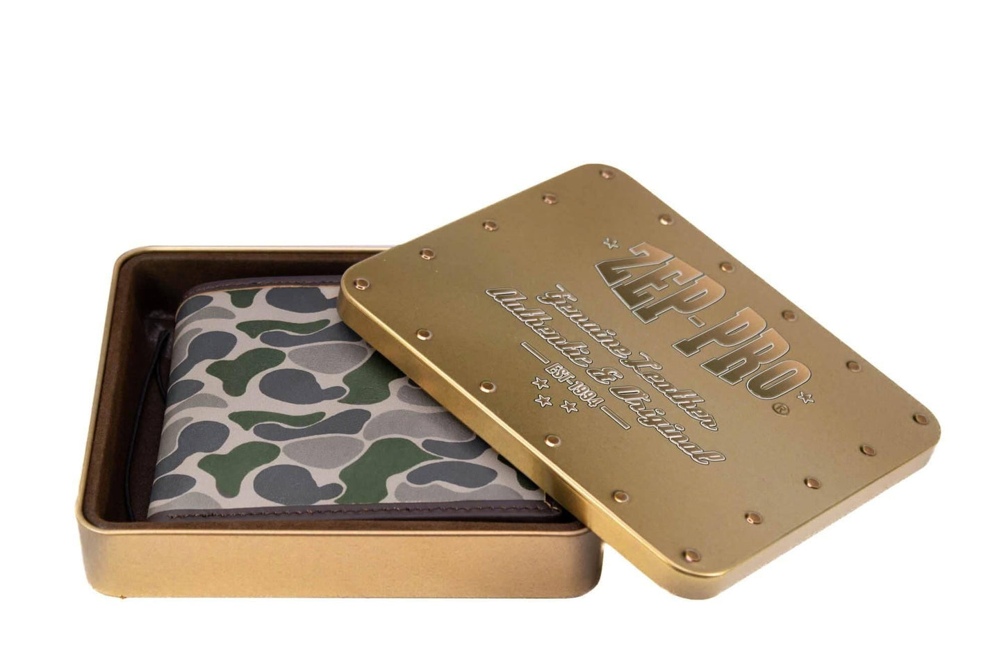 Shot Men's Bifold Old School Camo Leather Wallet.
