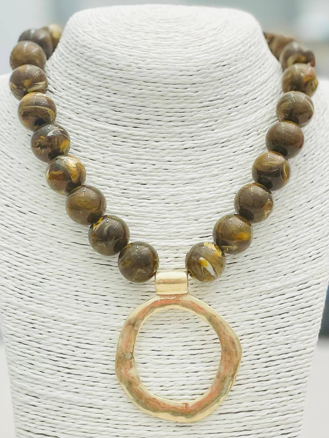 CHIC-Big Ball Necklace w/Pendant (tiger's eye) NK617
