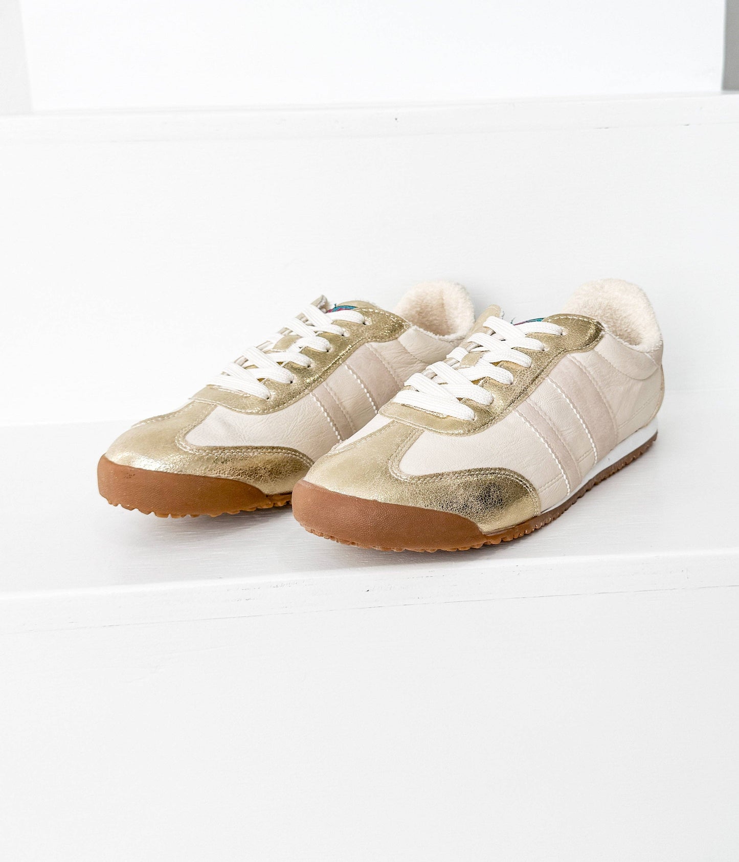 Madrid Sneaker in Beige and Gold