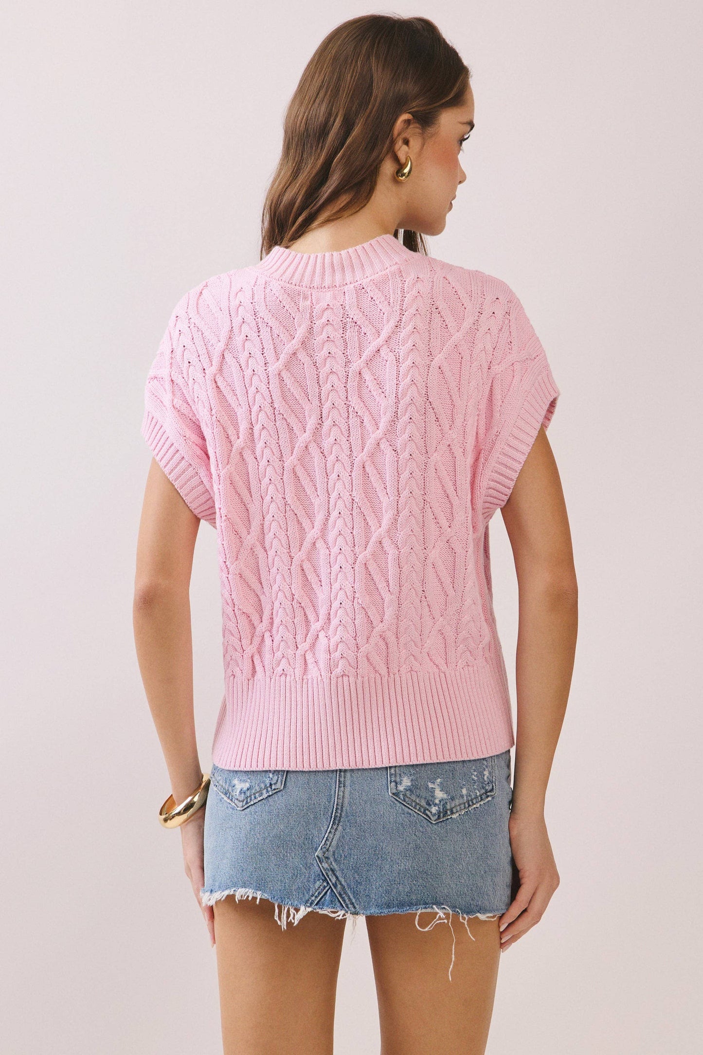 CW2646-Ribbed Trimming Detail Classic Cable Knit Sweater