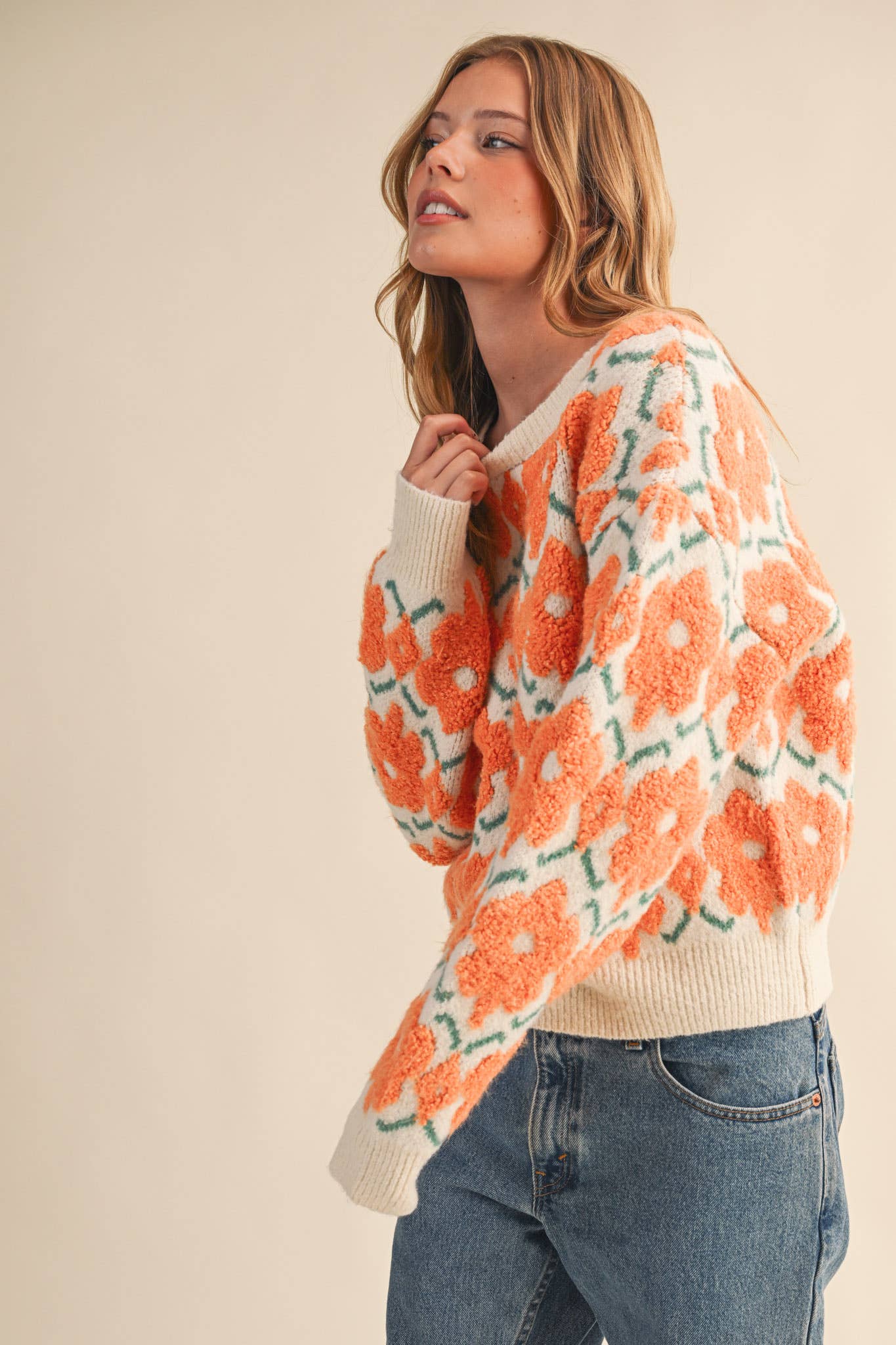 FUZZY TEXTURE FLORAL SWEATER MSW11198