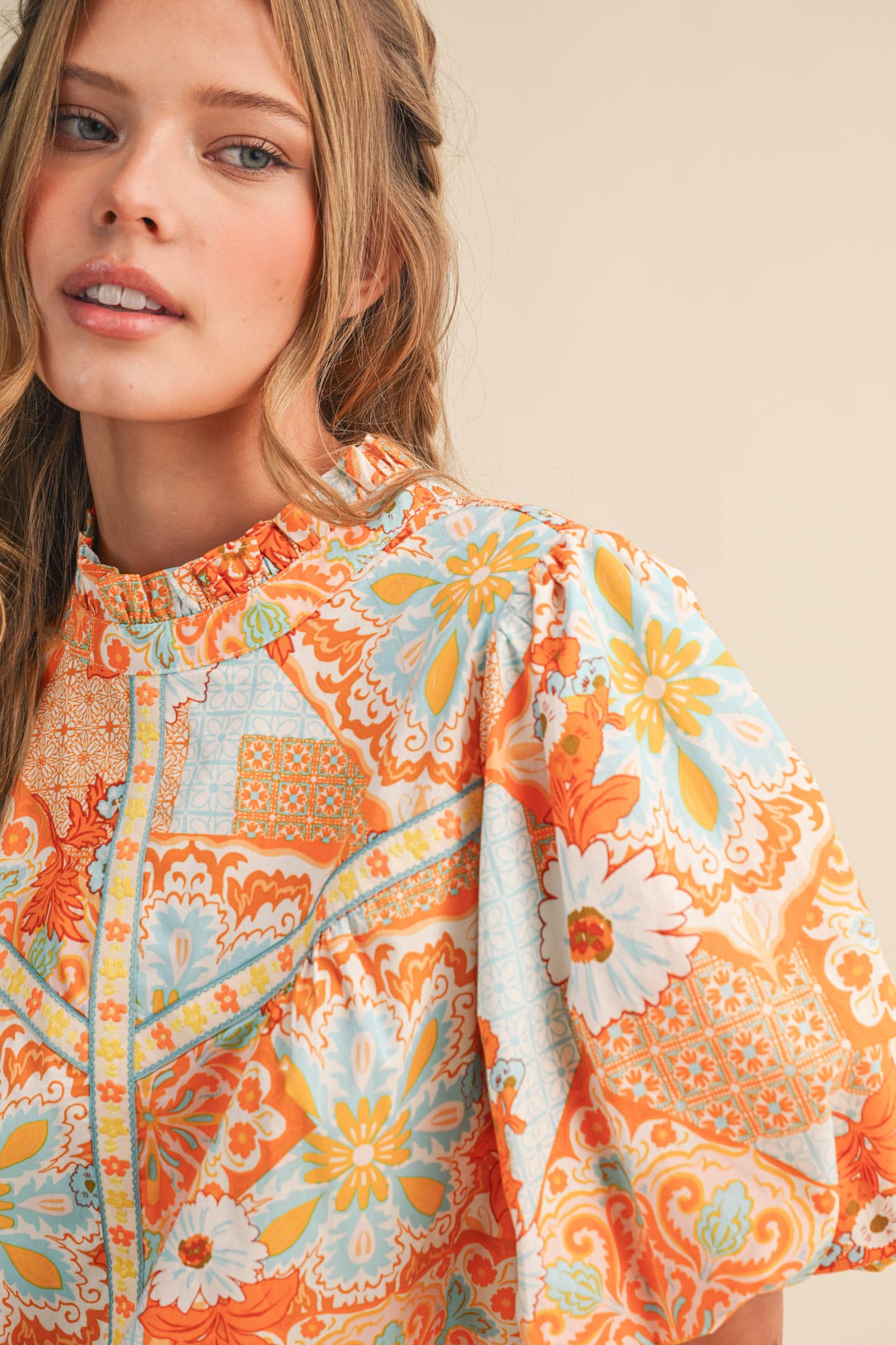 EXCLUSIVE FLORAL PRINT EMBROIDERY TRIM TOP MTP4610