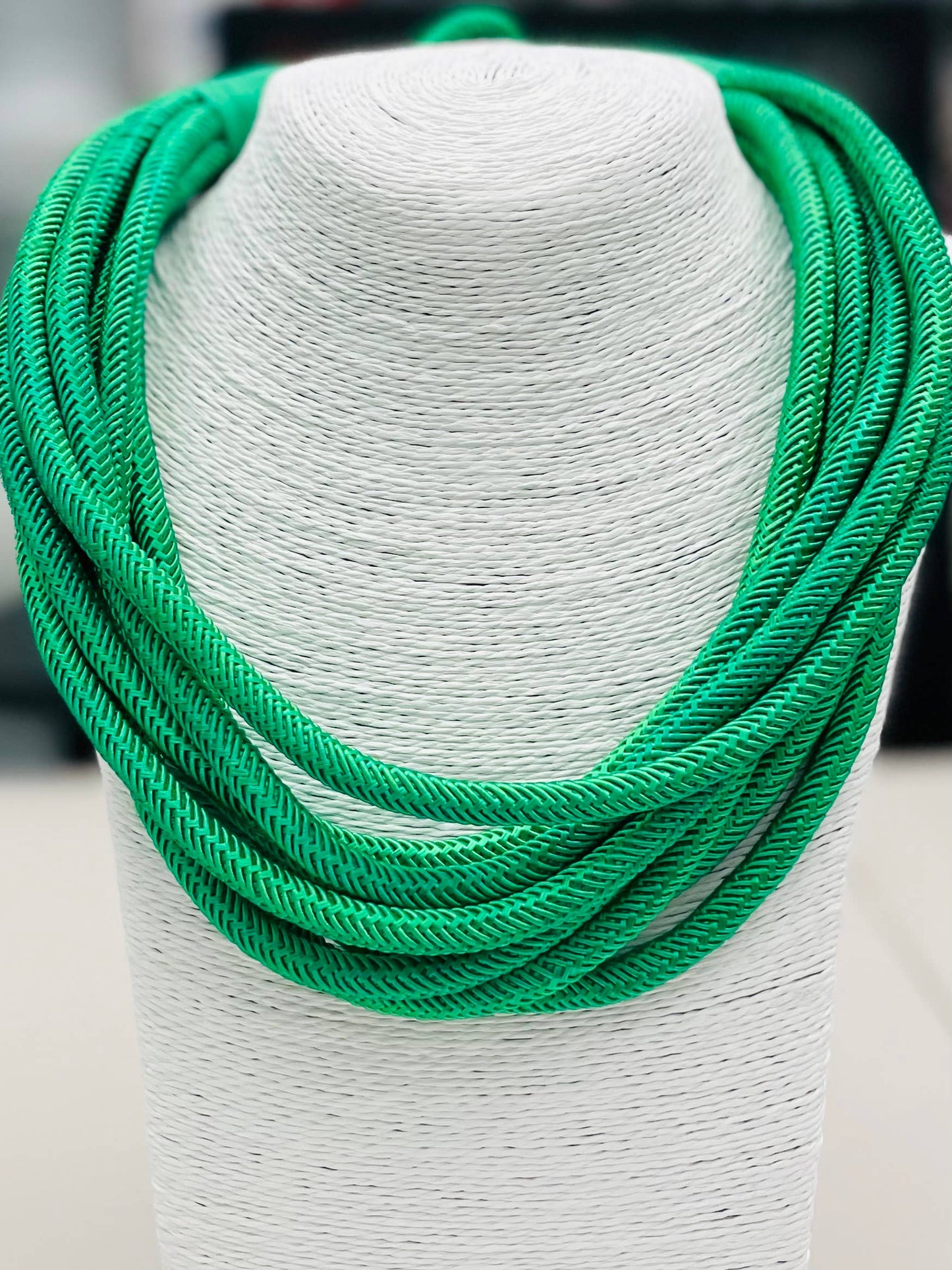 Slub 8-Strand Necklace (kelly green) NK263