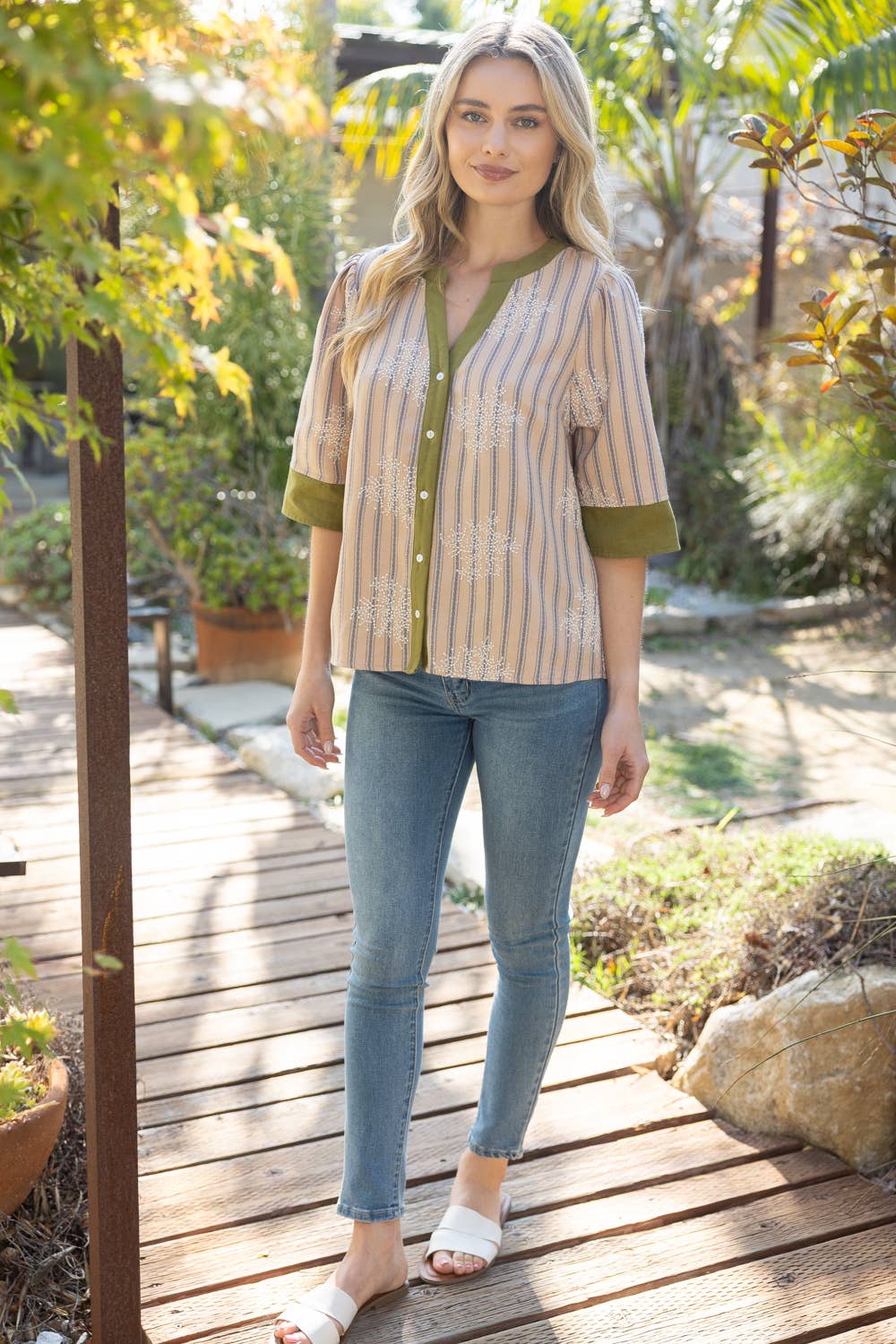 36432 Floral Embroidered Stripe And Contrast Placket Button